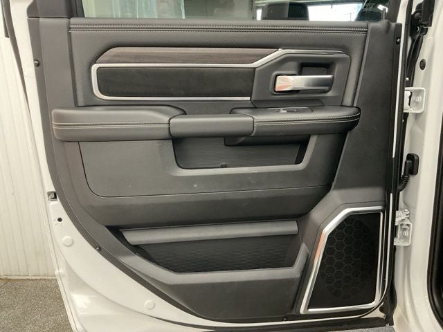 2026 RAM 2500 Laramie Crew Cab 4x4 6'4' Box