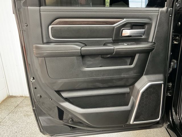 2026 RAM 2500 Laramie Crew Cab 4x4 6'4' Box