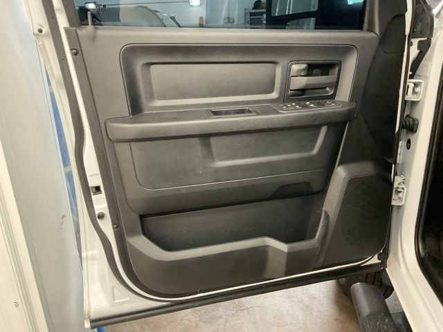 2025 RAM 3500 Tradesman Crew Cab 4x4 8' Box