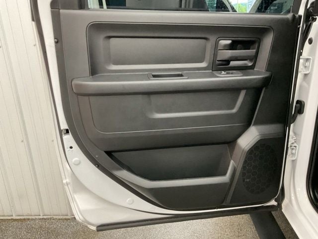 2025 RAM 3500 Tradesman Crew Cab 4x4 8' Box