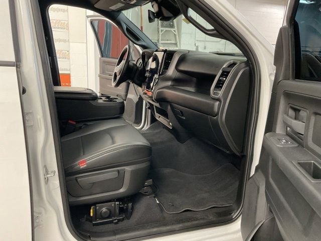 2025 RAM 3500 Tradesman Crew Cab 4x4 8' Box