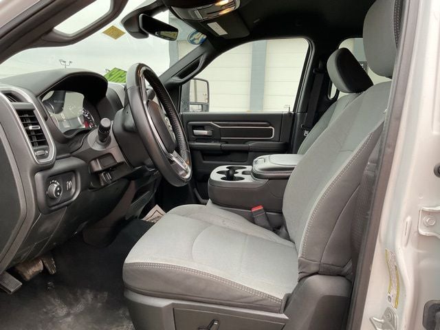 2024 RAM 3500 Big Horn Crew Cab 4x4 8' Box