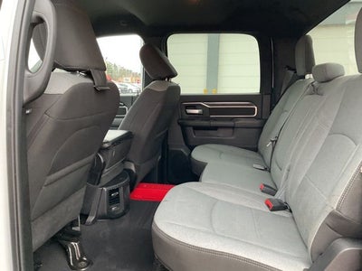 2024 RAM 3500 Big Horn Crew Cab 4x4 8' Box