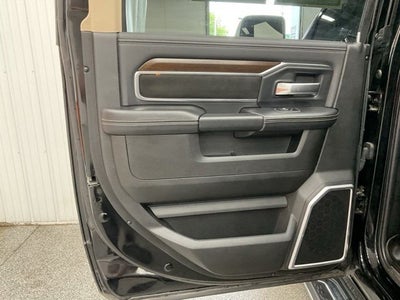 2022 RAM 3500 Laramie Crew Cab 4x4 8' Box