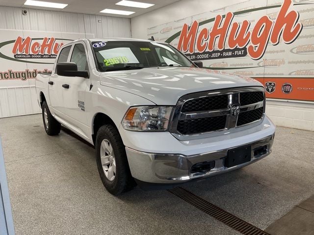 2022 RAM 1500 Classic SLT Crew Cab 4x4 5'7' Box