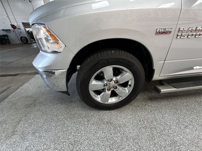 2017 RAM 1500 Big Horn Crew Cab 4x4 5'7' Box