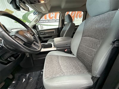 2017 RAM 1500 Big Horn Crew Cab 4x4 5'7' Box