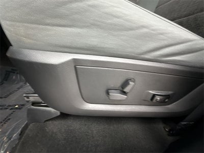 2017 RAM 1500 Big Horn Crew Cab 4x4 5'7' Box