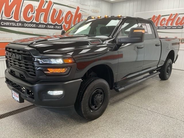 2026 RAM 2500 Tradesman Crew Cab 4x4 6'4' Box