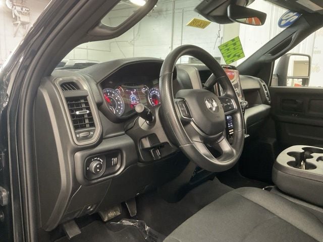 2026 RAM 2500 Tradesman Crew Cab 4x4 6'4' Box