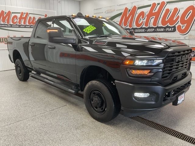 2026 RAM 2500 Tradesman Crew Cab 4x4 6'4' Box