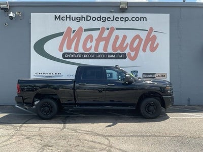 2026 RAM 2500 Tradesman Crew Cab 4x4 6'4' Box