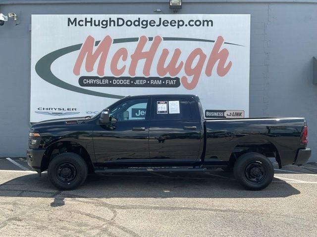 2026 RAM 2500 Tradesman Crew Cab 4x4 6'4' Box