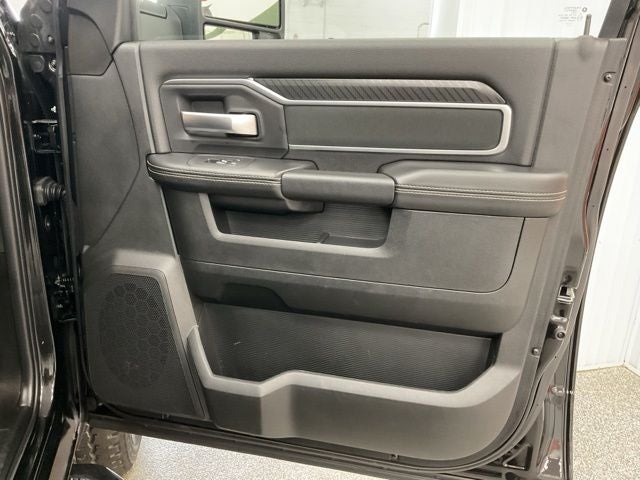 2025 RAM 2500 Big Horn Crew Cab 4x4 6'4' Box