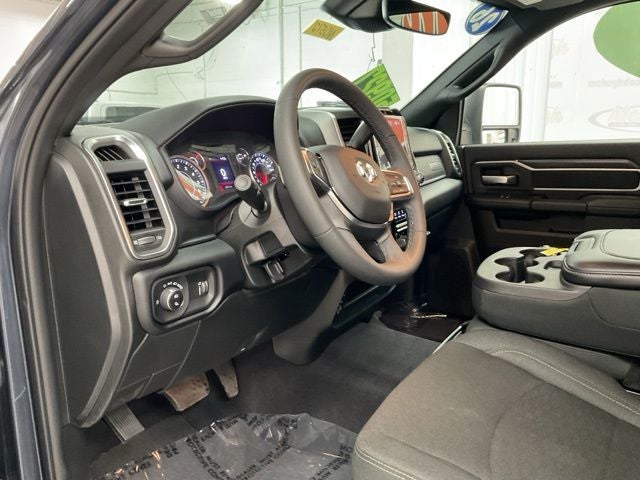 2026 RAM 2500 Big Horn Crew Cab 4x4 6'4' Box