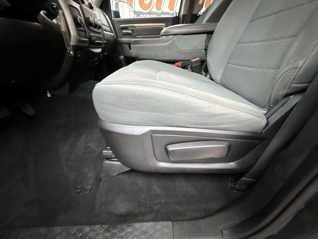 2018 RAM 2500 SLT Crew Cab 4x4 6'4' Box