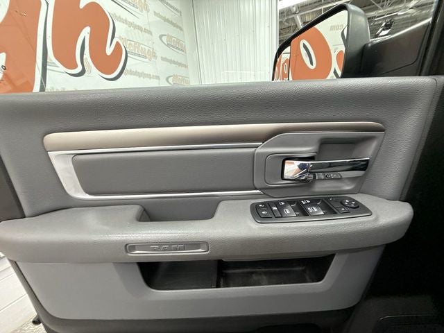 2018 RAM 2500 SLT Crew Cab 4x4 6'4' Box