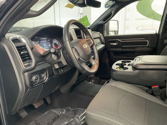 2024 RAM 2500 Big Horn Crew Cab 4x4 6'4' Box