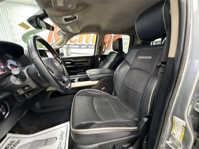 2022 RAM 2500 Laramie Crew Cab 4x4 6'4' Box