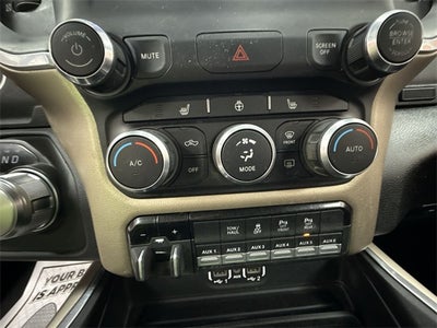 2022 RAM 2500 Laramie Crew Cab 4x4 6'4' Box