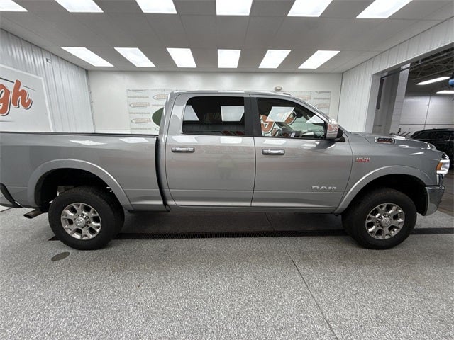 2022 RAM 2500 Laramie Crew Cab 4x4 6'4' Box