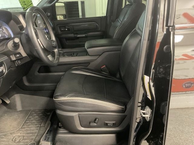 2023 RAM 2500 Limited Mega Cab 4x4 6'4' Box
