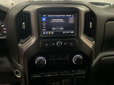2022 Chevrolet Silverado 1500 4WD Crew Cab Short Bed Custom Trail Boss