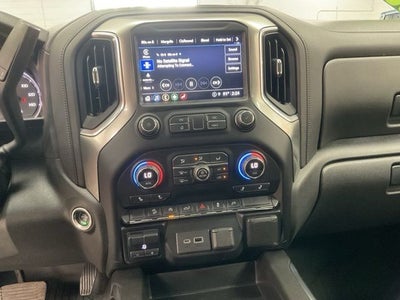 2021 Chevrolet Silverado 1500 4WD Crew Cab Short Bed RST