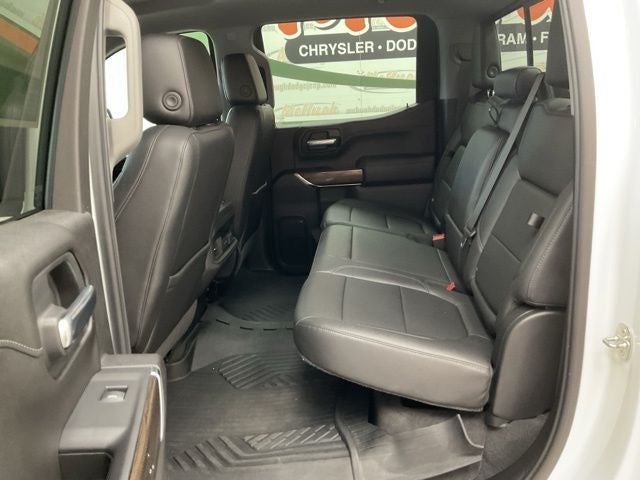 2021 Chevrolet Silverado 1500 4WD Crew Cab Short Bed RST