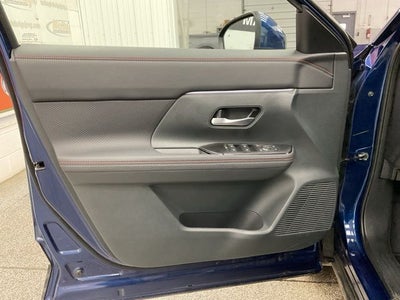 2025 Nissan Kicks SR Intelligent AWD