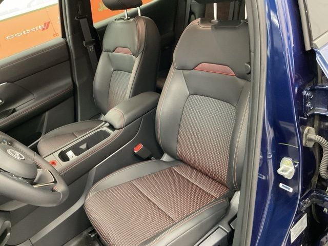 2025 Nissan Kicks SR Intelligent AWD