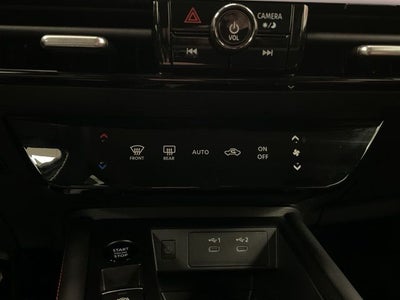 2025 Nissan Kicks SR Intelligent AWD