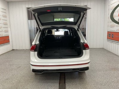 2022 Volkswagen Tiguan 2.0T SE R-Line Black