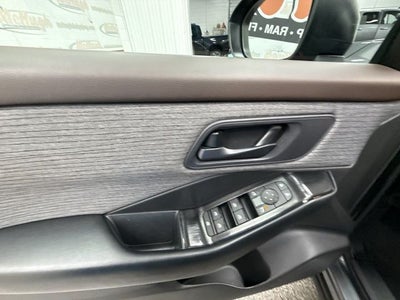 2023 Nissan Rogue S FWD