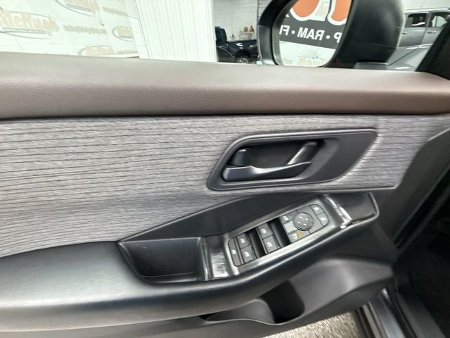 2023 Nissan Rogue S FWD