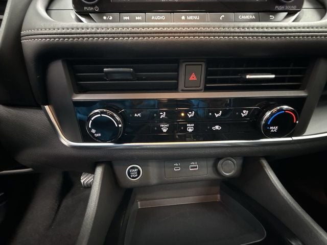 2023 Nissan Rogue S FWD