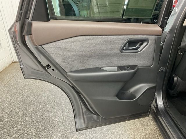 2023 Nissan Rogue S FWD