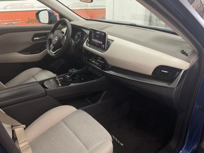 2023 Nissan Rogue SV FWD
