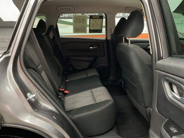 2025 Nissan Rogue SV Intelligent AWD