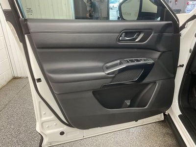 2024 Nissan Pathfinder SV 4WD