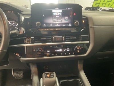 2024 Nissan Pathfinder SV 4WD