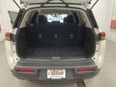2024 Nissan Pathfinder SV 4WD