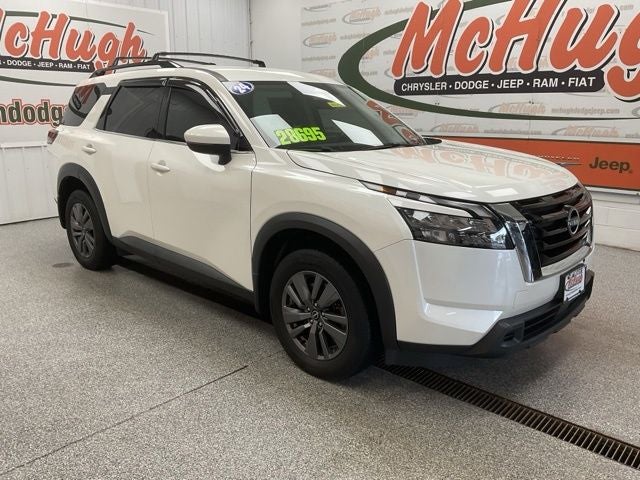 2024 Nissan Pathfinder SV 4WD