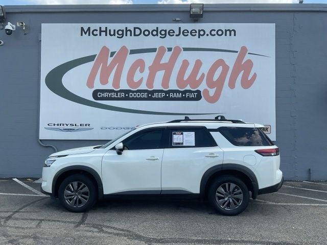 2024 Nissan Pathfinder SV 4WD