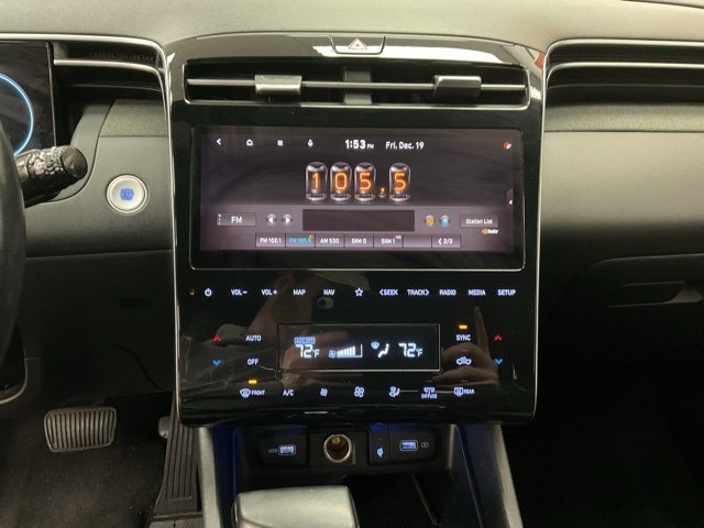 2022 Hyundai Santa Cruz Ultimate AWD with Colour Package