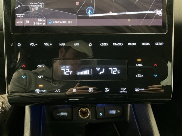 2022 Hyundai Santa Cruz Ultimate AWD with Colour Package