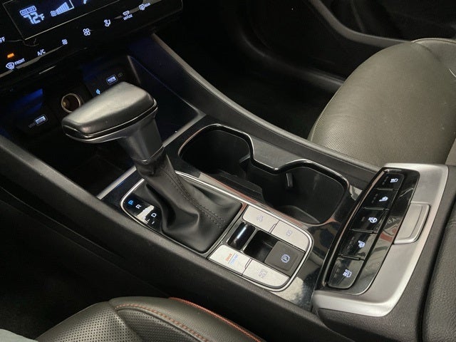 2022 Hyundai Santa Cruz Ultimate AWD with Colour Package