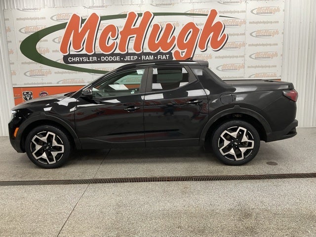 2022 Hyundai Santa Cruz Ultimate AWD with Colour Package