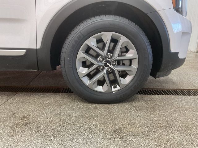 2023 Kia Telluride LX