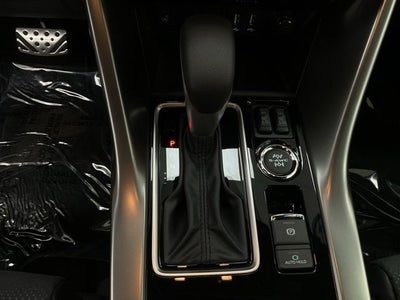2025 Mitsubishi Eclipse Cross Base